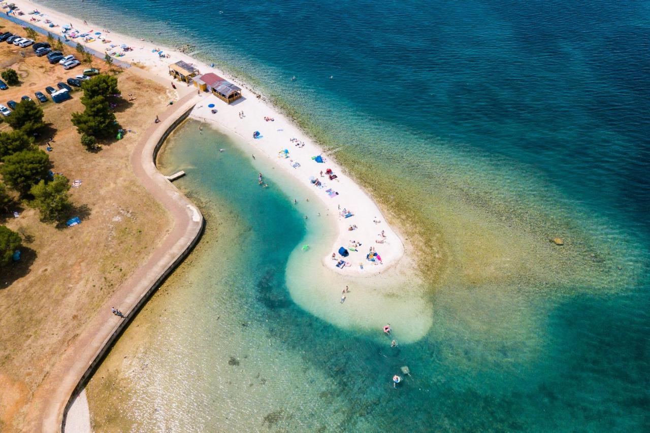 Casa Grotta Istriana Mit Neu Pool Near Center In Pula Villa Kültér fotó