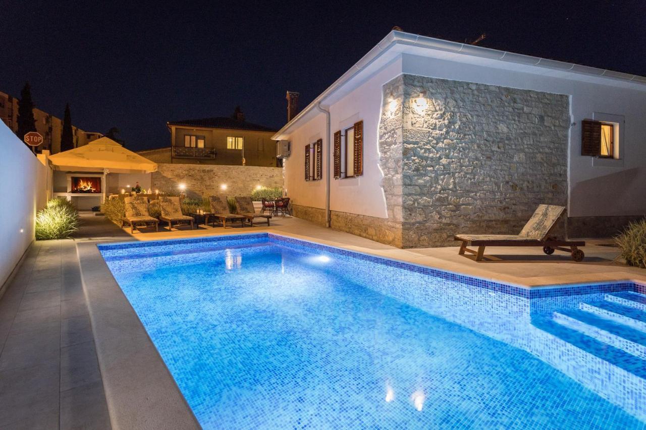 Casa Grotta Istriana Mit Neu Pool Near Center In Pula Villa Kültér fotó